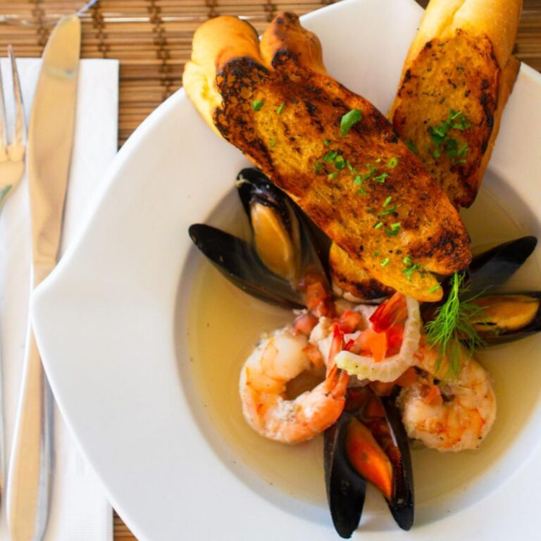 TheLobsterHut 9 768x768